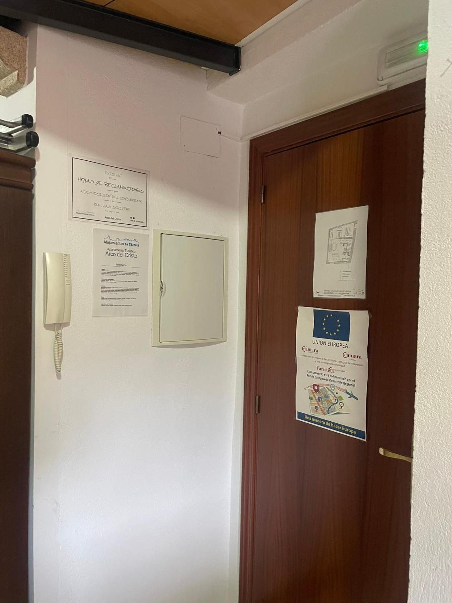 Apartamento Arco Del Cristo Caces Extérieur photo